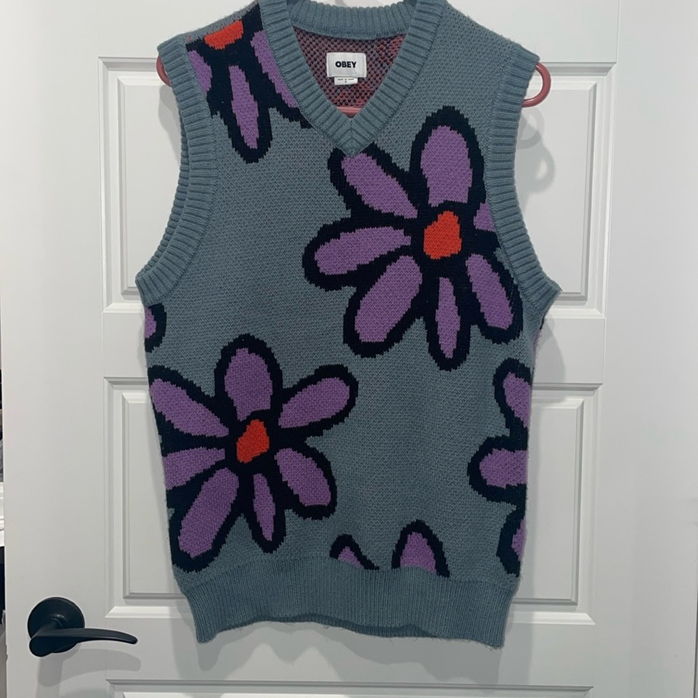 Obey Grey Knit V-Neck Sweater Vest with Purple Floral Pattern and Red Centers